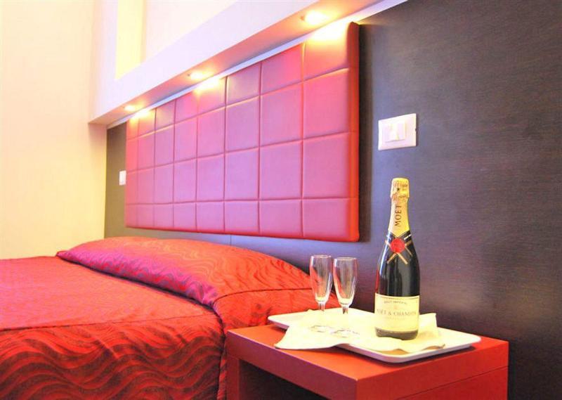 Hotel Versailles Ρώμη Εξωτερικό φωτογραφία