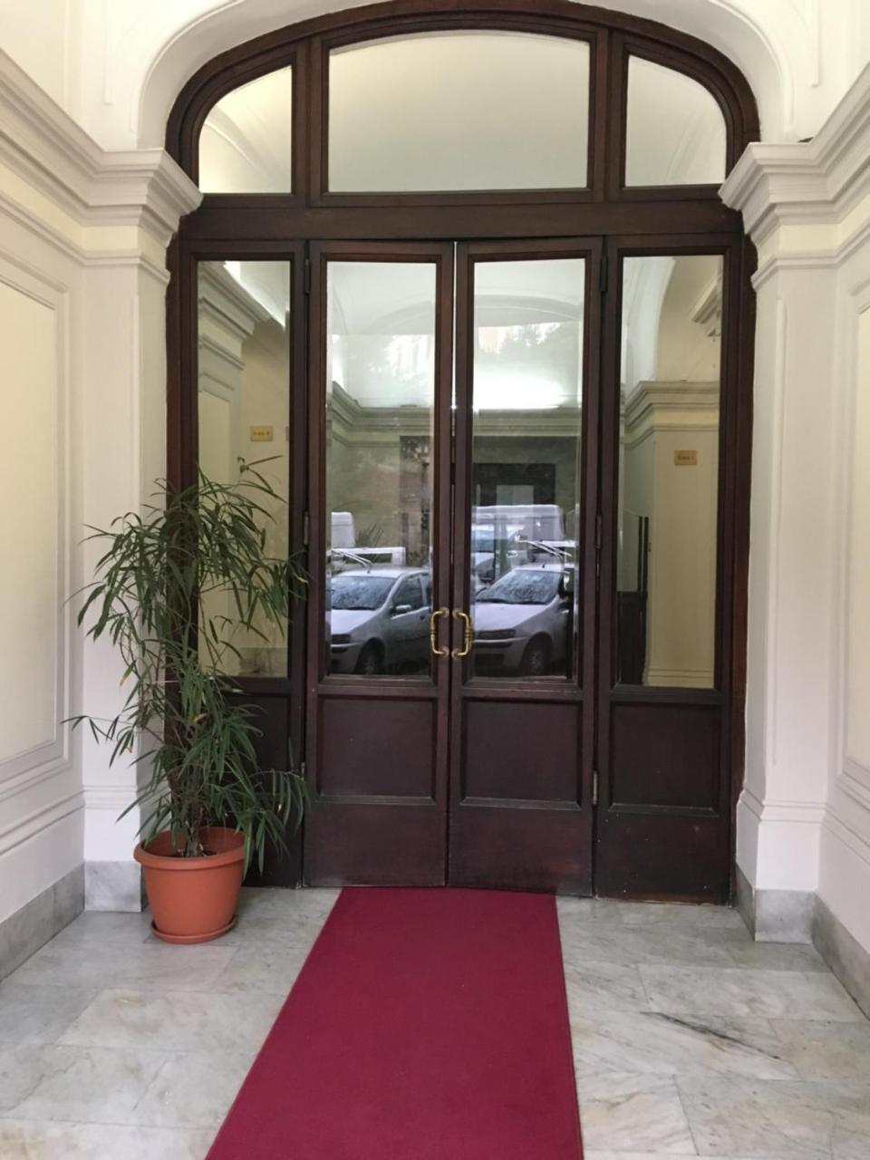 Hotel Versailles Ρώμη Εξωτερικό φωτογραφία